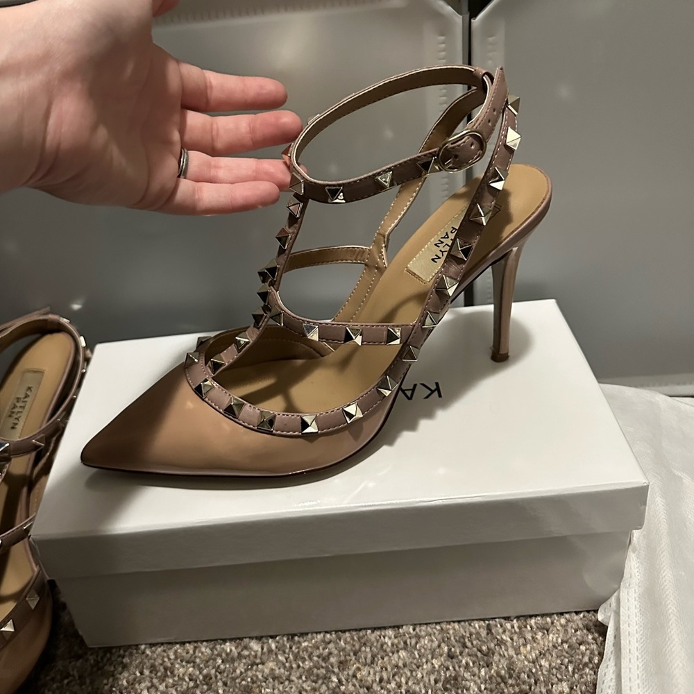 Kaitlyn Pan Nude Leather Rock Studded Heels 9.5